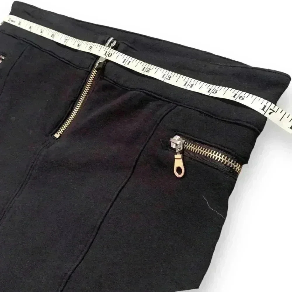 NWT On Trend Black Mini Skirt with Silver Zipper Detail Size Large (Juniors) - Picture 7 of 11